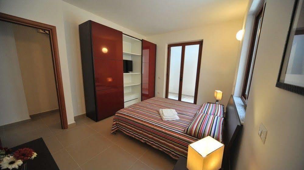 Rodia Holidays Messina Exteriör bild